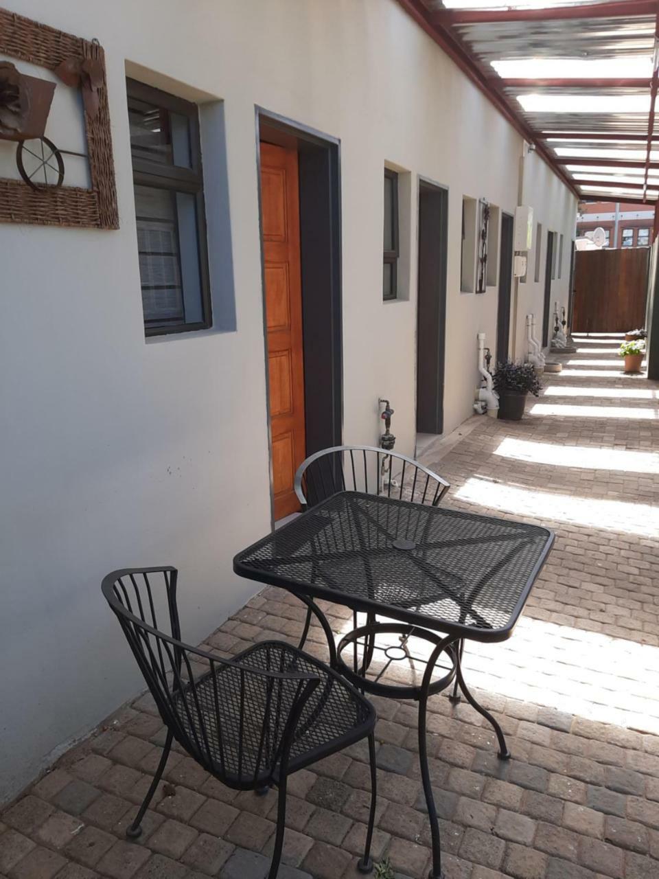 Lux Rooms On 37 Bloemfontein Exterior foto